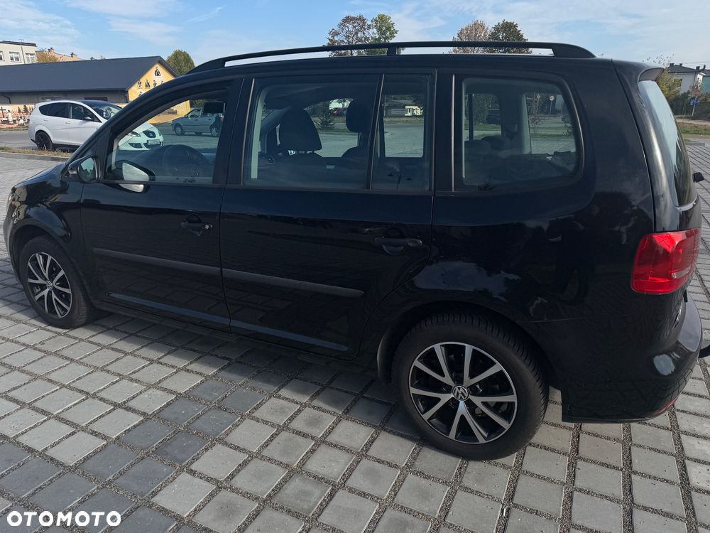 Volkswagen Touran 1.6 TDI DPF BlueMotion Technology Comfortline - 22