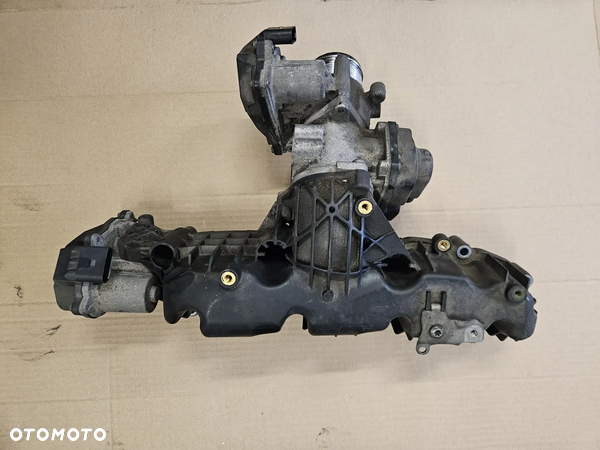 KOLEKTOR SSĄCY PRZEPUSTNICA AUDI Q5 A4 A6 C7 2.0 TDI