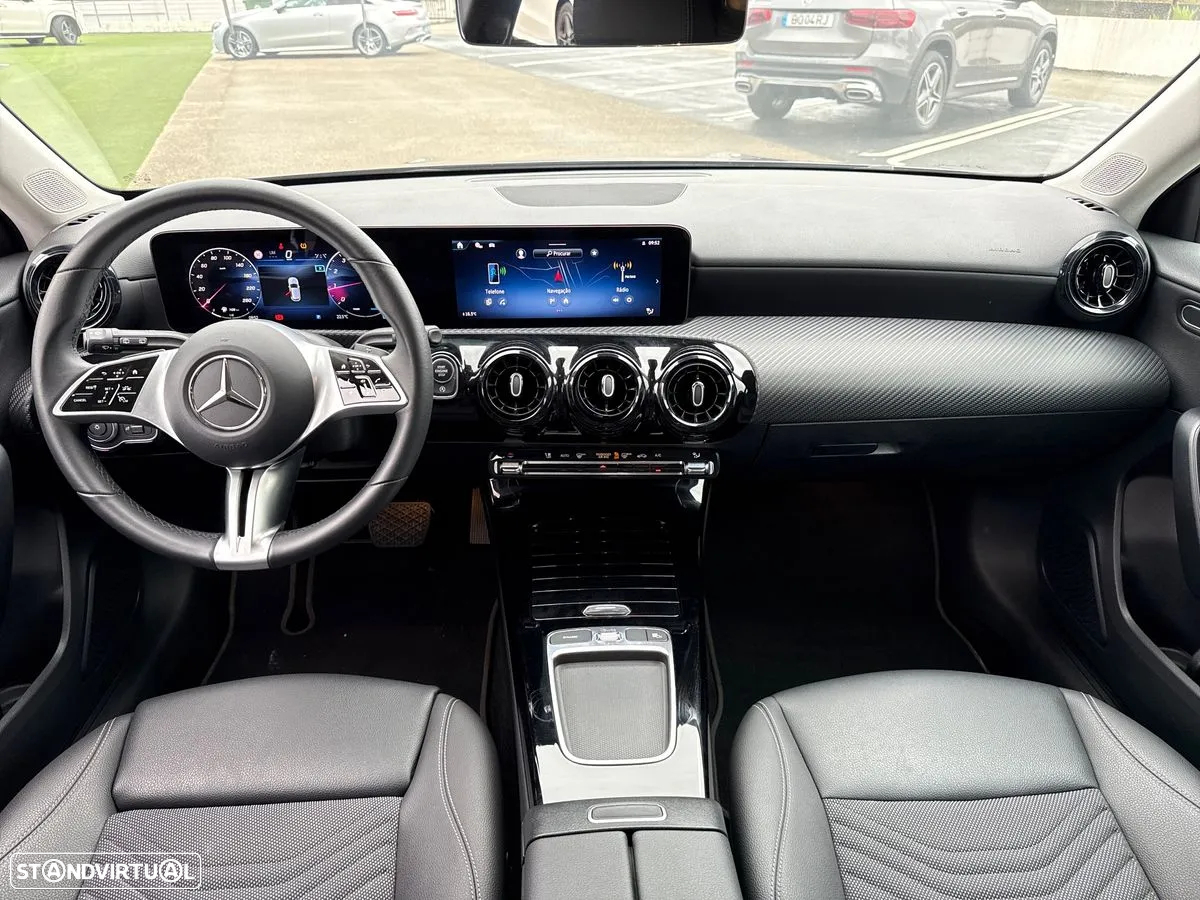 Mercedes-Benz A 200 Standard - 19