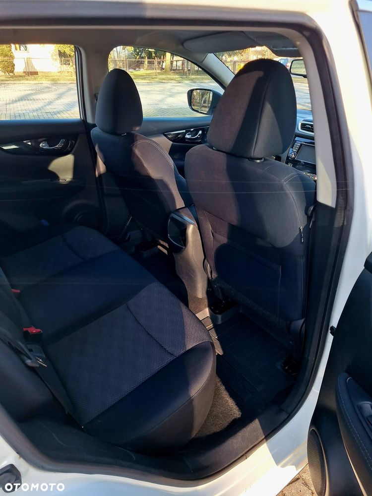 Nissan Qashqai 1.2 DIG-T N-Vision - 9