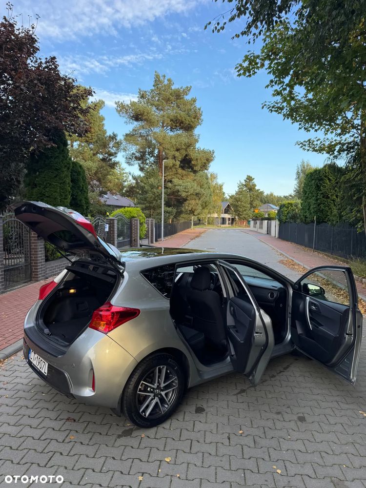 Toyota Auris - 19
