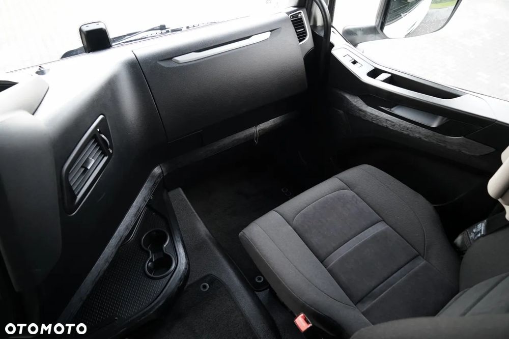 Iveco S-WAY / 480 / RETARDER / KLIMA POSTOJOWA / OPONY 100% - 30