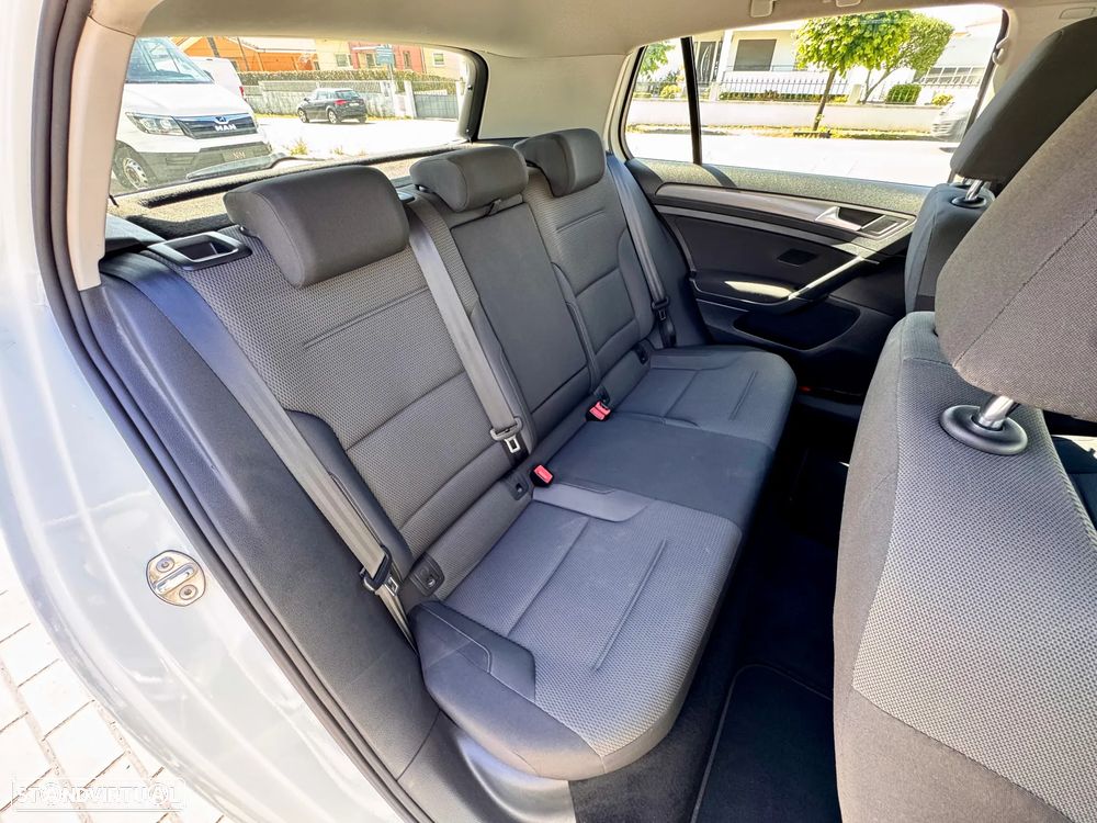 VW e-Golf Standard - 17