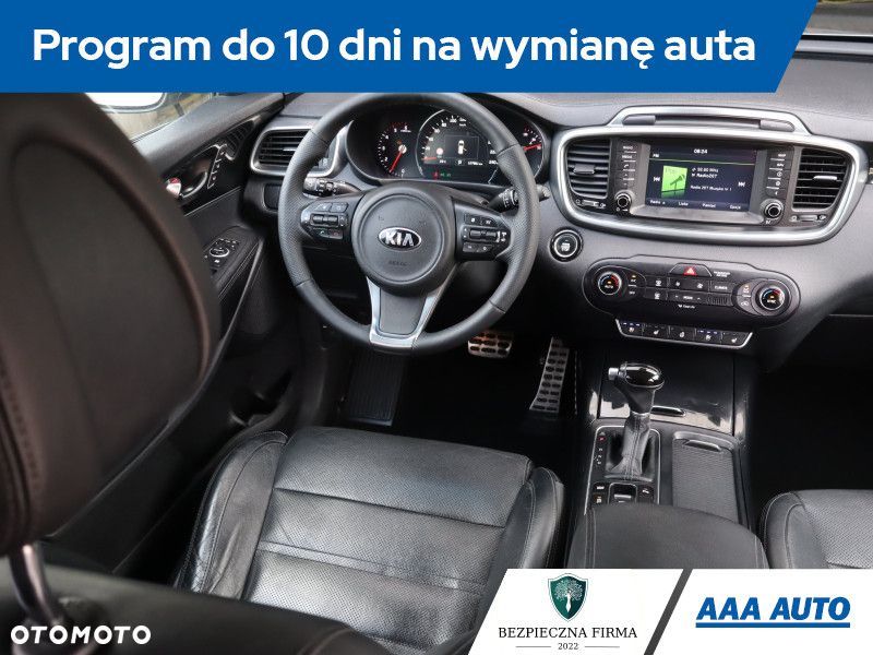 Kia Sorento - 9