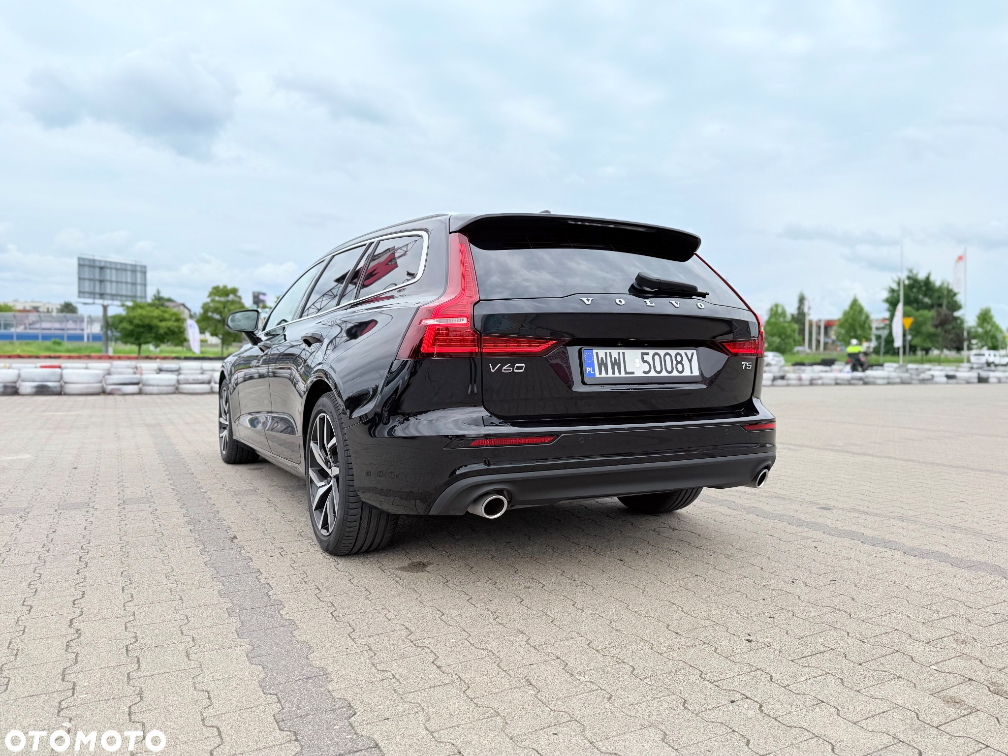 Volvo V60 T5 Geartronic Momentum - 20