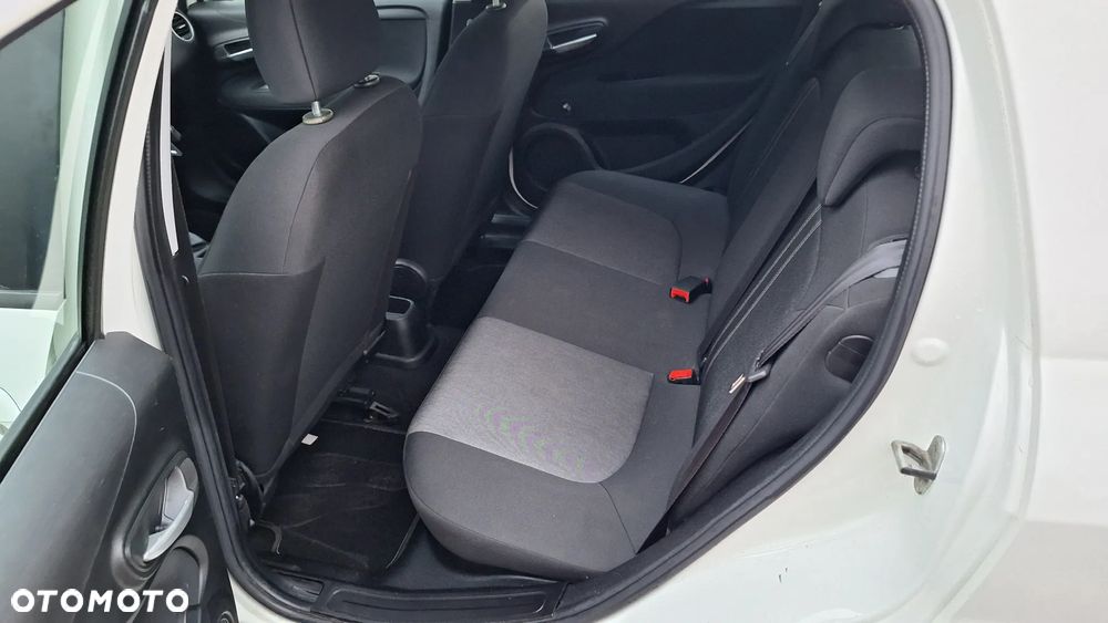 Fiat Punto Evo 1.2 8V Street - 17