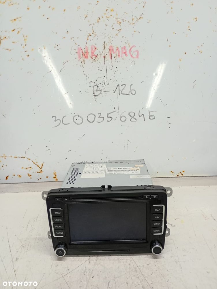 RADIO NAWIGACJA VW PASSAT B7 USA 3C0035684E - 1