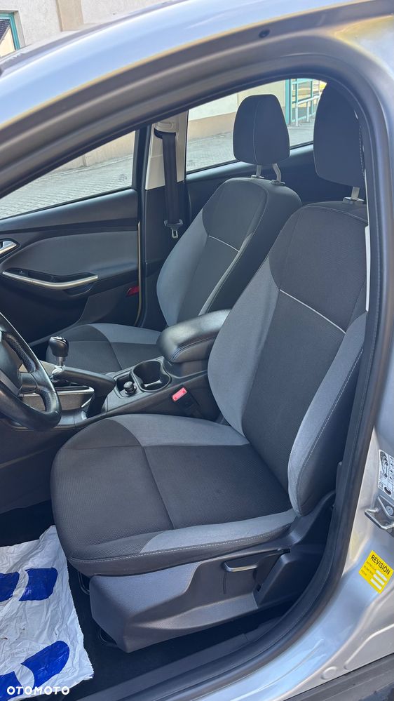Ford Focus 1.0 EcoBoost STart-Stopp-System TITANIUM - 11