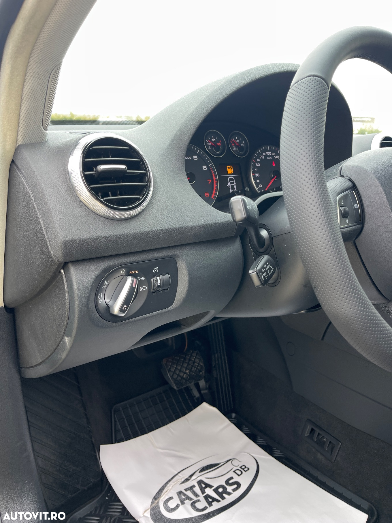Audi A3 1.4 TFSI Sportback S tronic Ambition - 32
