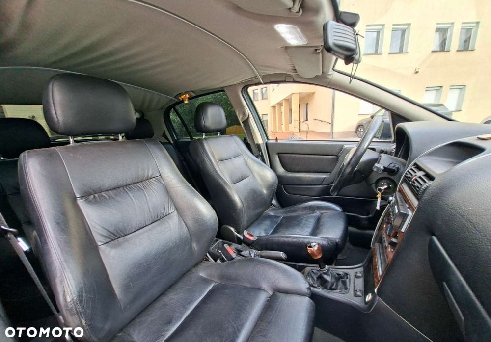 Opel Astra - 11
