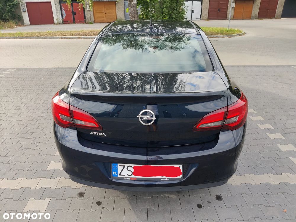 Opel Astra 1.6 EU6 - 9