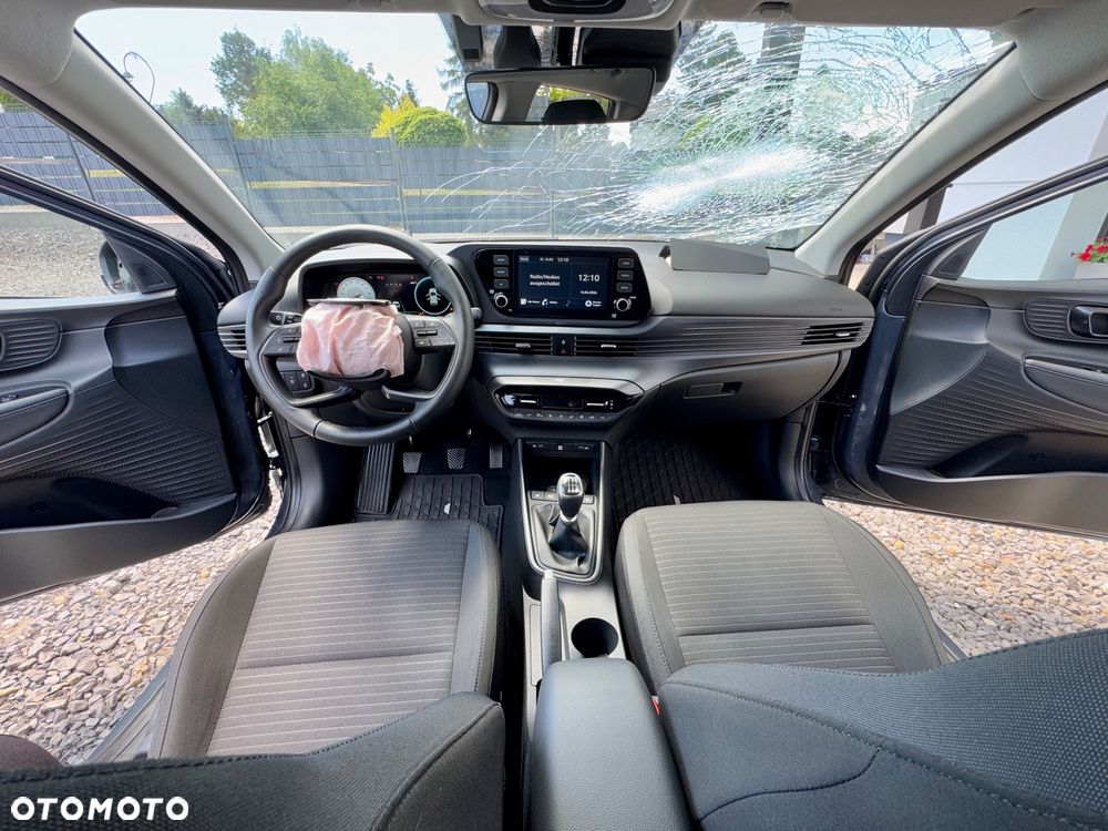 Hyundai i20 - 19