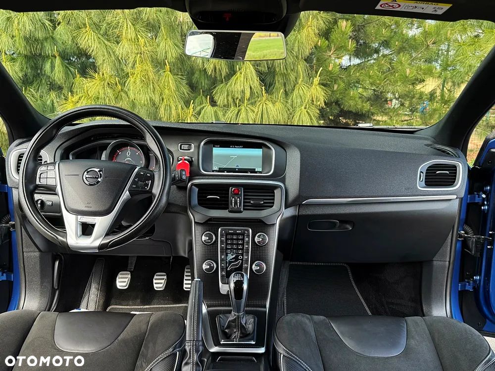 Volvo V40 D2 RDesign - 30