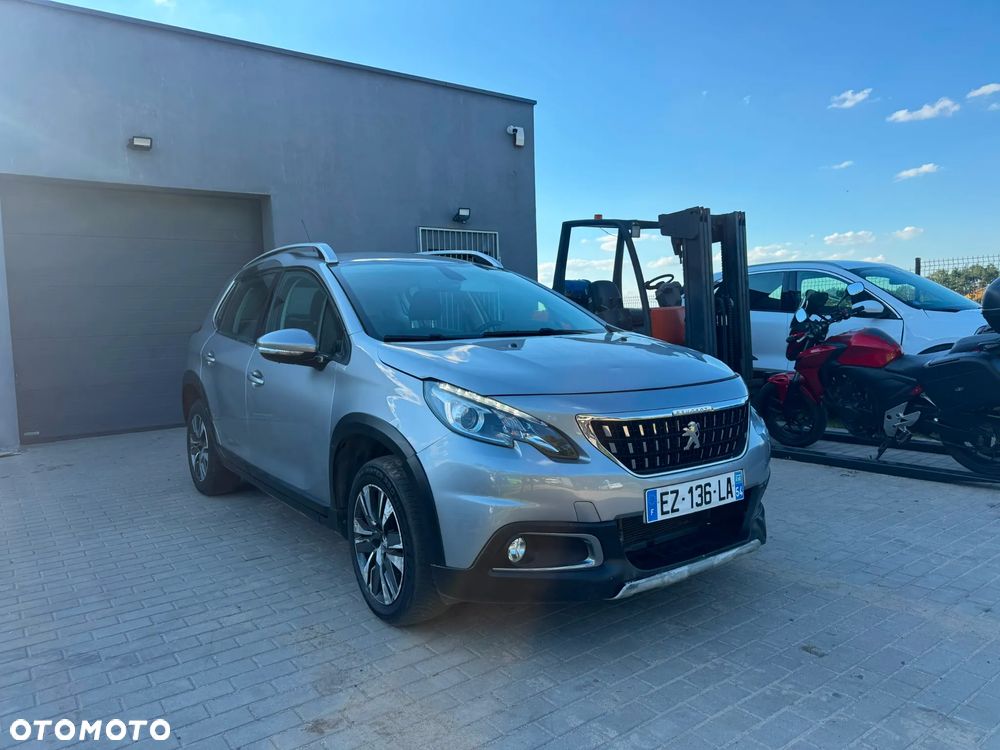 Peugeot 2008 PureTech 110 GPF Stop&Start EAT6 Allure - 2