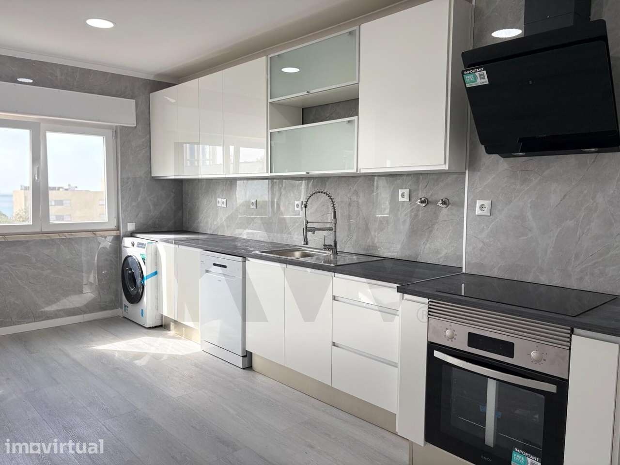 Apartamento T2 remodelado, em Setúbal - Grande imagem: 4/20