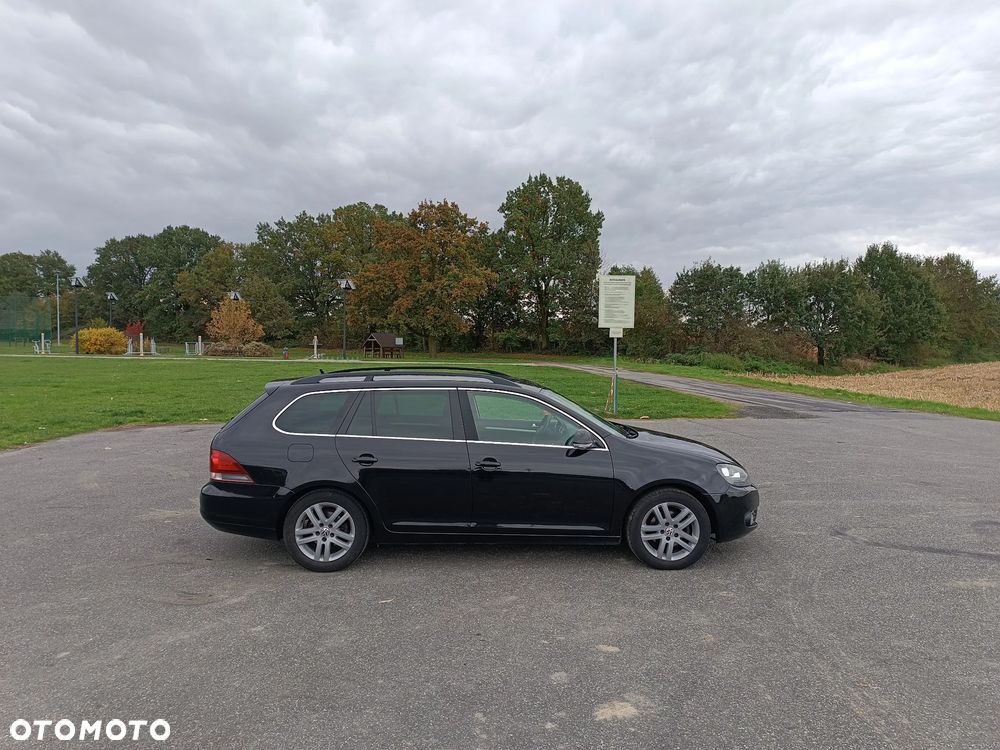 Volkswagen Golf 1.6 TDI Highline - 8