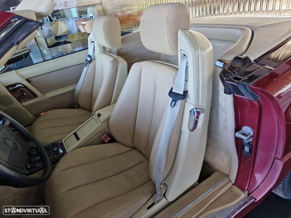 Mercedes-Benz SL 300 - 9