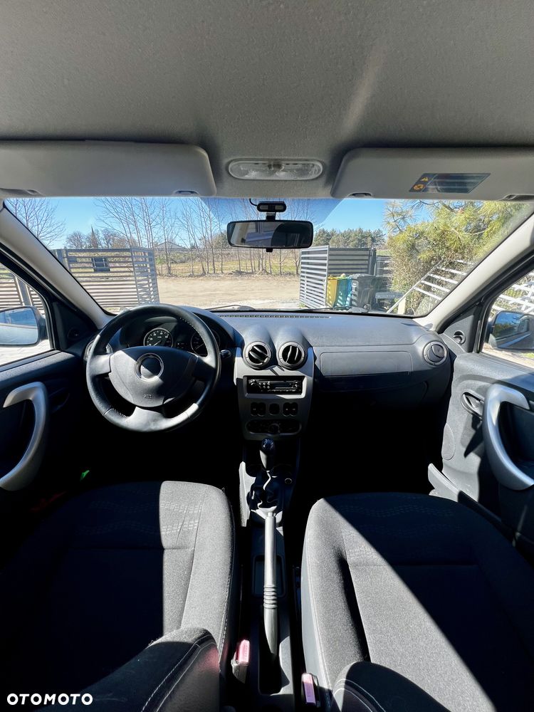 Dacia Sandero Stepway 1.6 - 13
