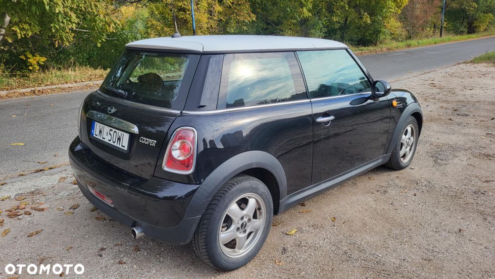 MINI Cooper Standard - 3