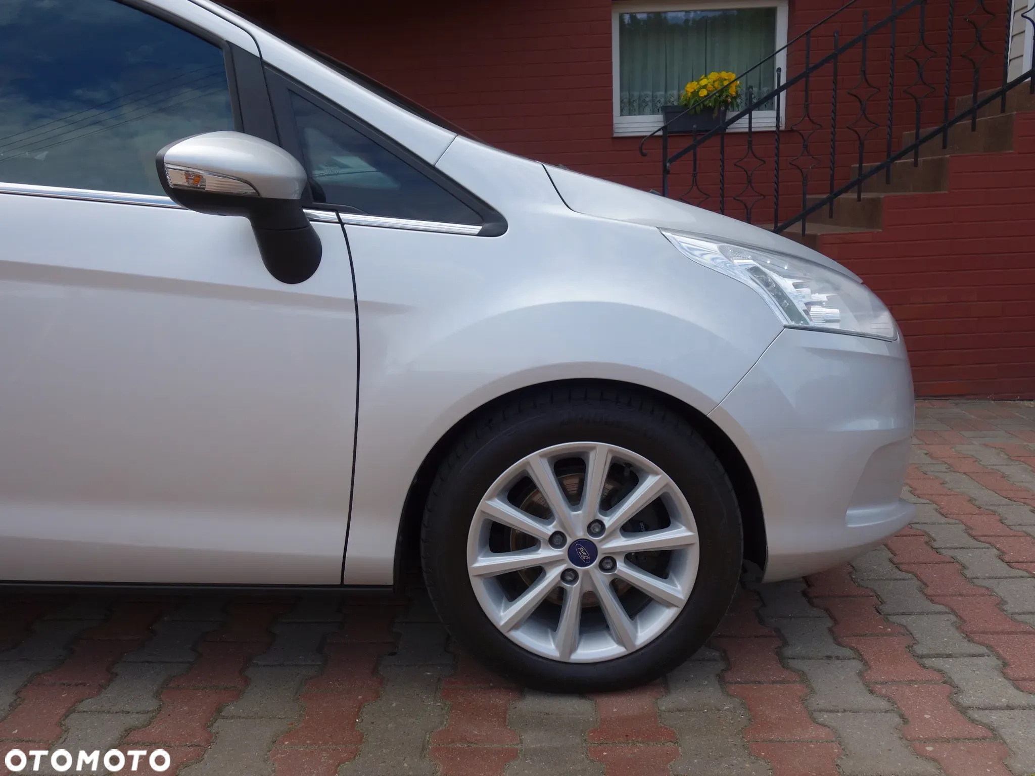 Ford B-MAX 1.6 TDCi Titanium - 10