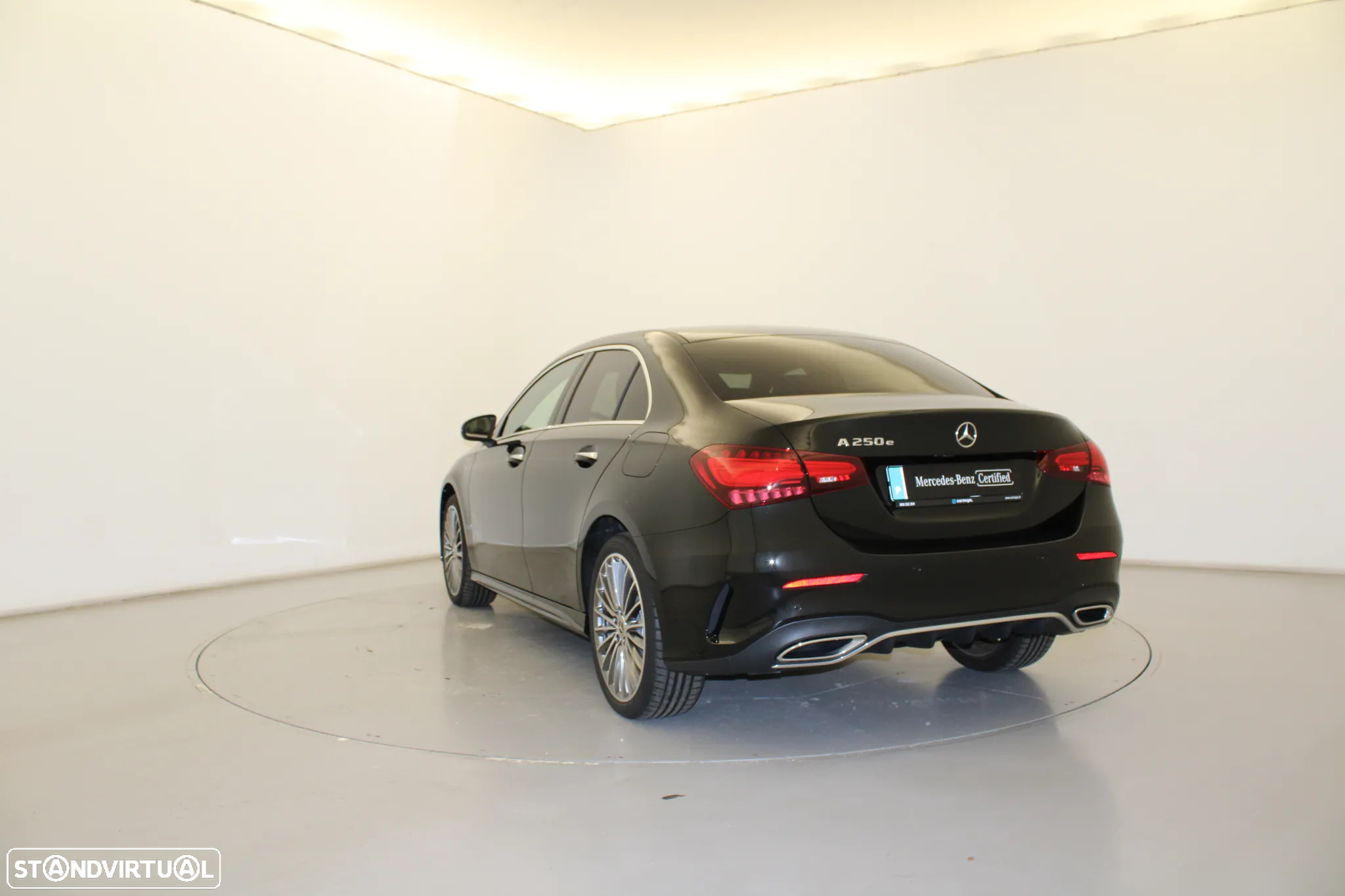 Mercedes-Benz A 250 Limousine e - 9