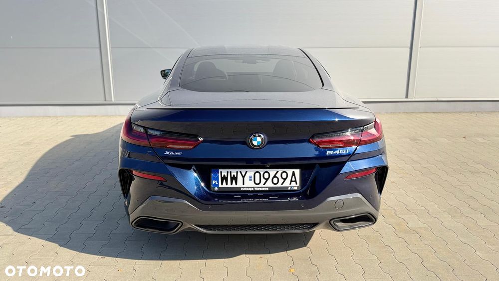 BMW Seria 8 - 16