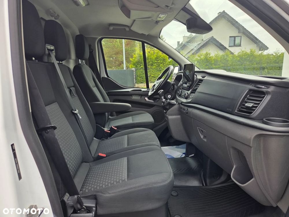 Ford Transit  custom - 18