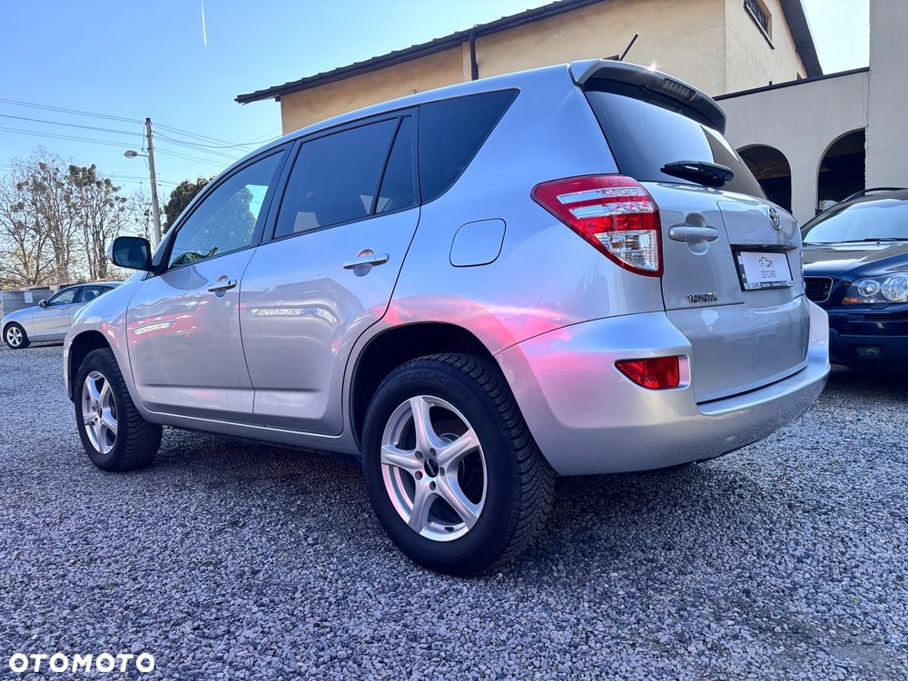 Toyota RAV4 2.0 4x2 - 7