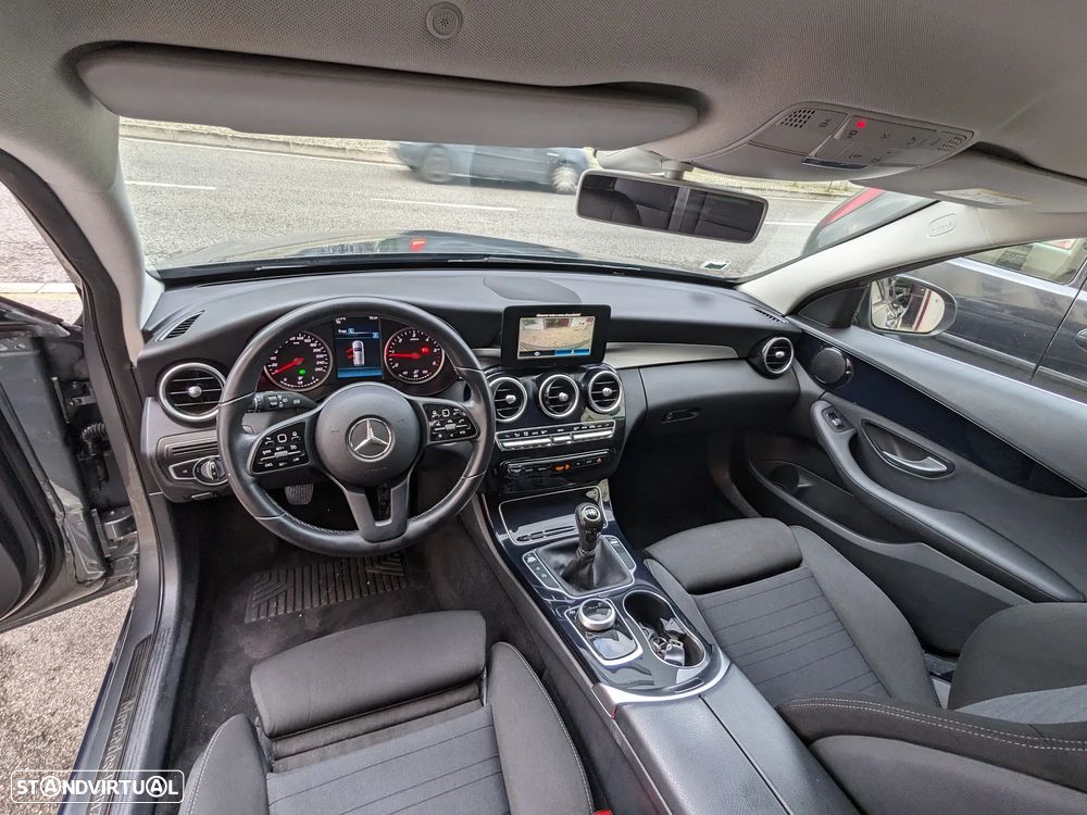 Mercedes-Benz C 200 - 14