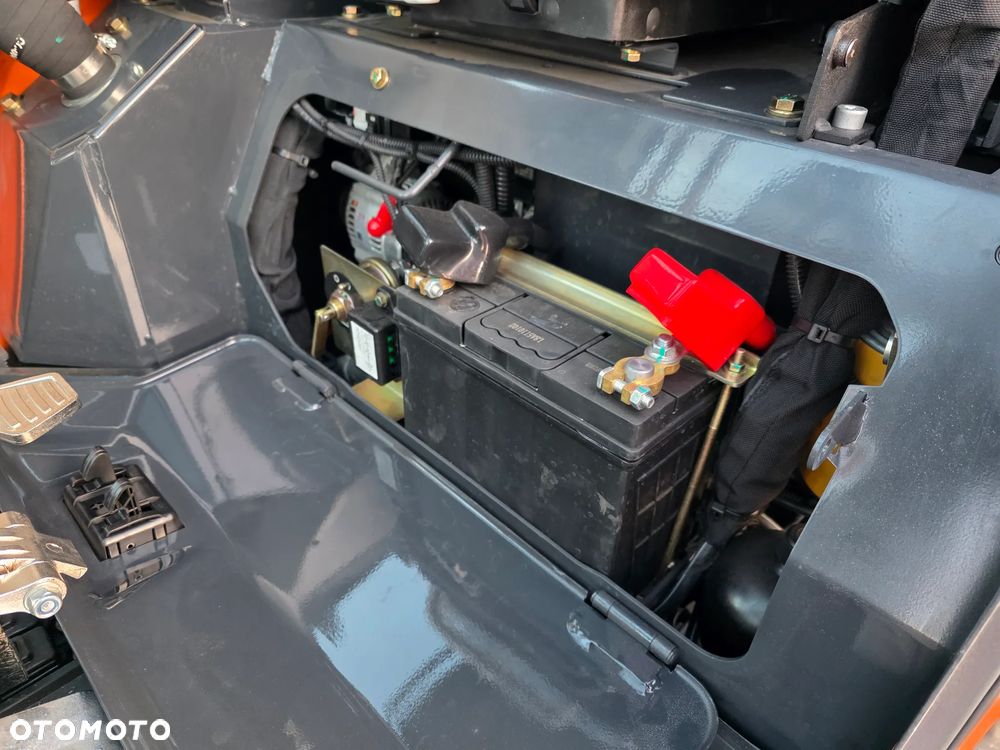 Inny NOWA minikoparka TORQMATIK ME18, silnik Yanmar 3TNV74F 11.2 kW - 35