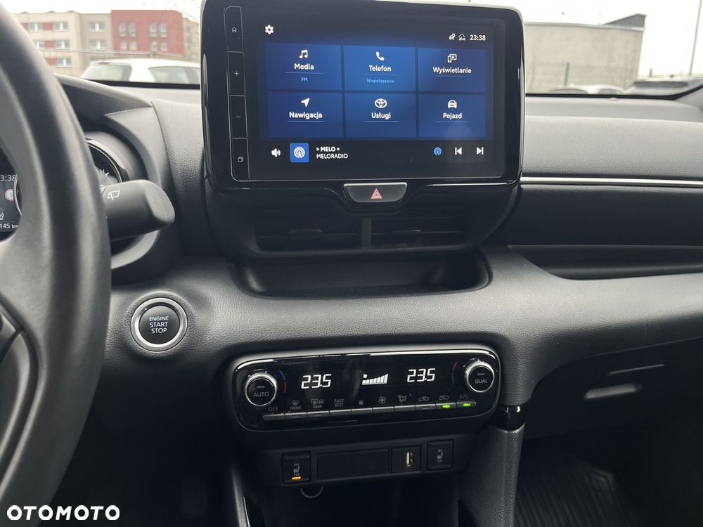 Toyota Yaris 1.5 Selection Style - 9