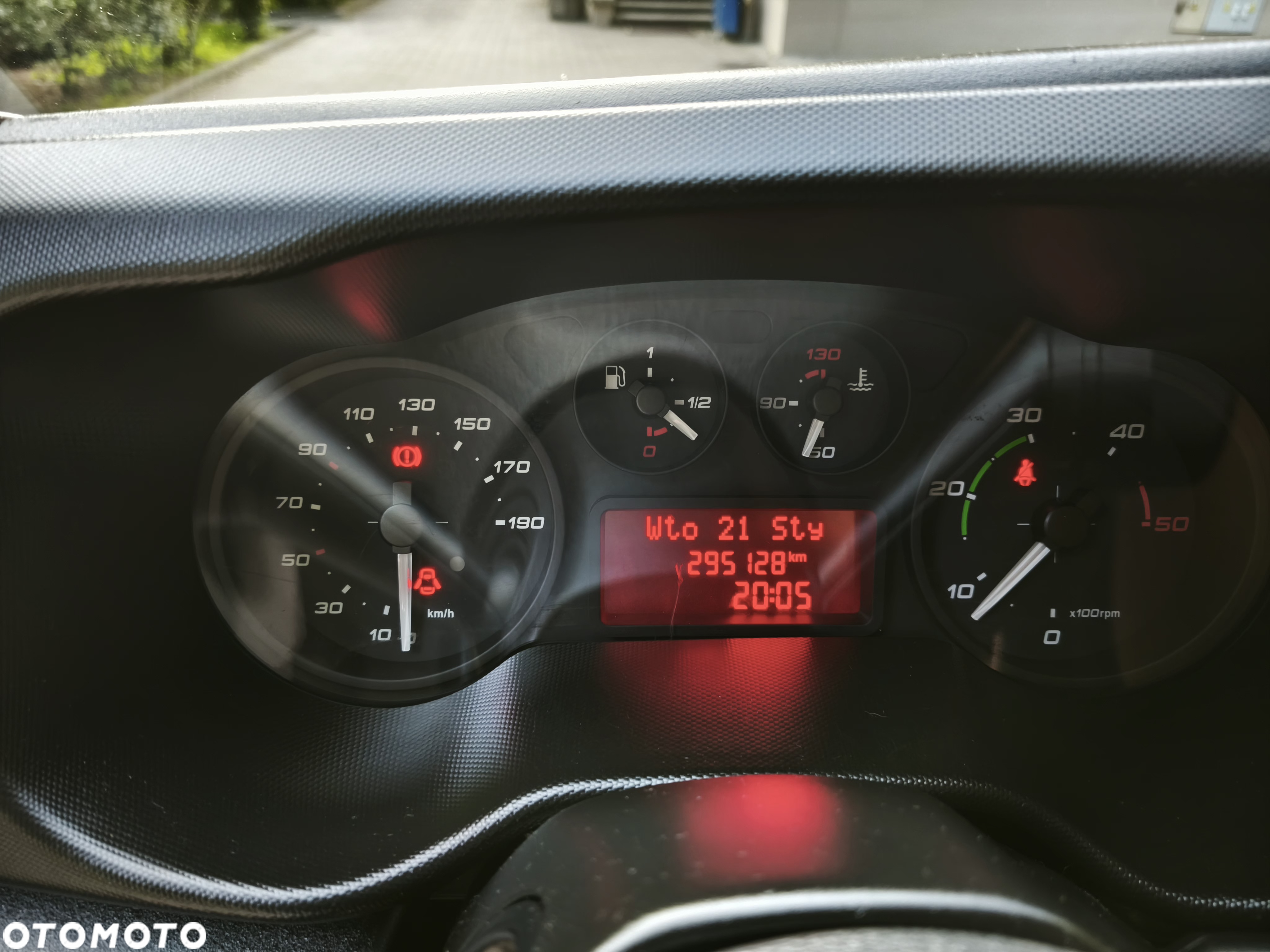 Iveco Dally 35S15 2.3 Chłodnia Klima L2H2 Dwie Komory Dwa agregaty - 23