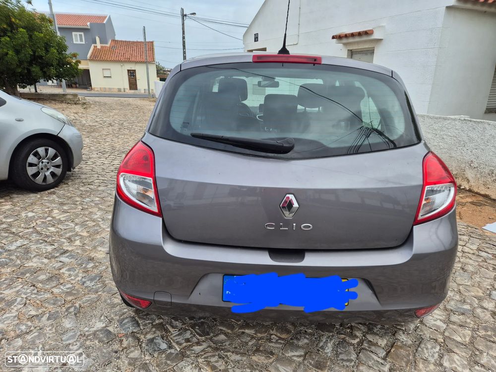 Renault Clio 1.2 16V Confort - 5