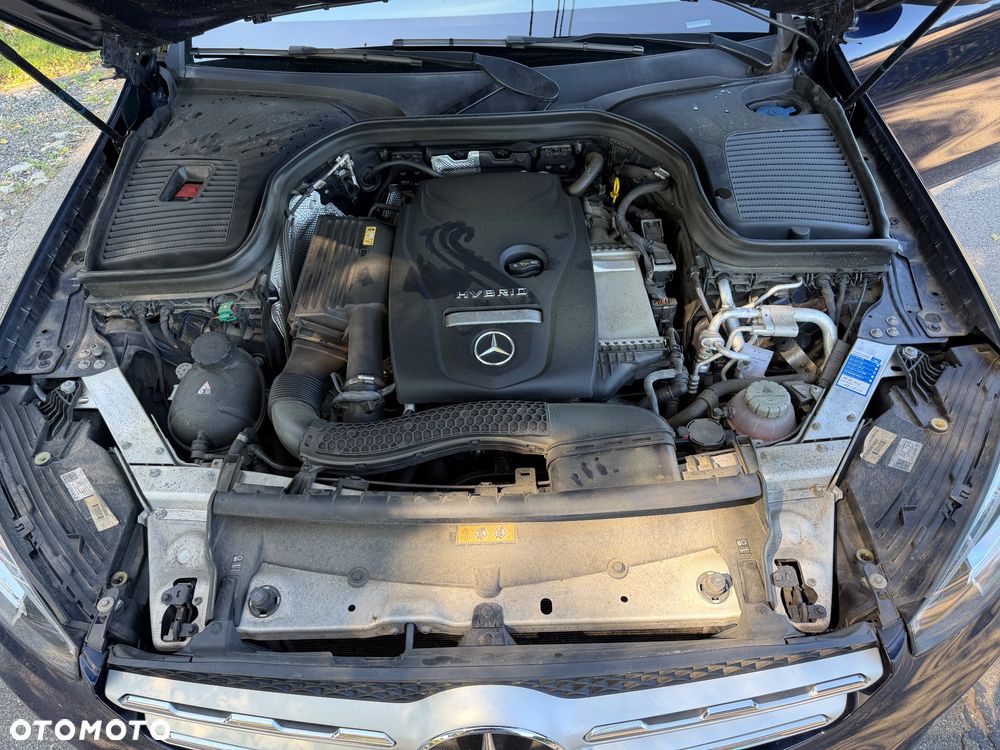 Mercedes-Benz GLC 300 de 4Matic 9G-TRONIC - 22