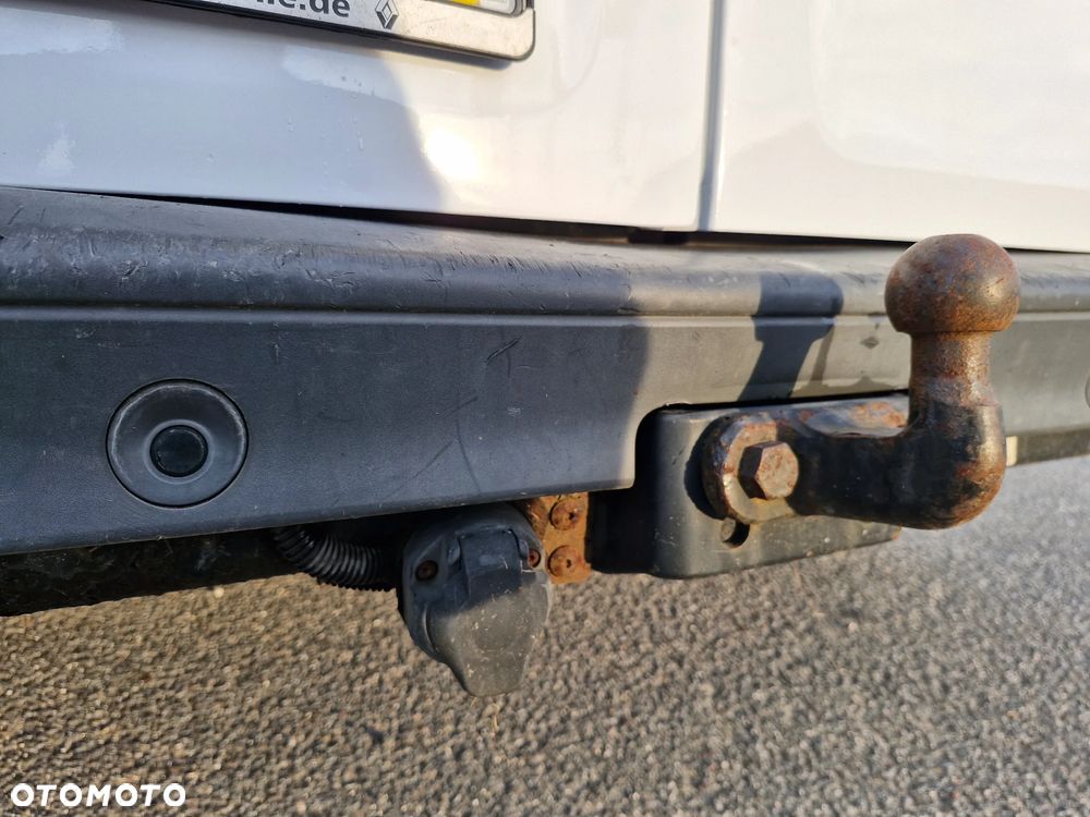 Renault TRAFIC - 12