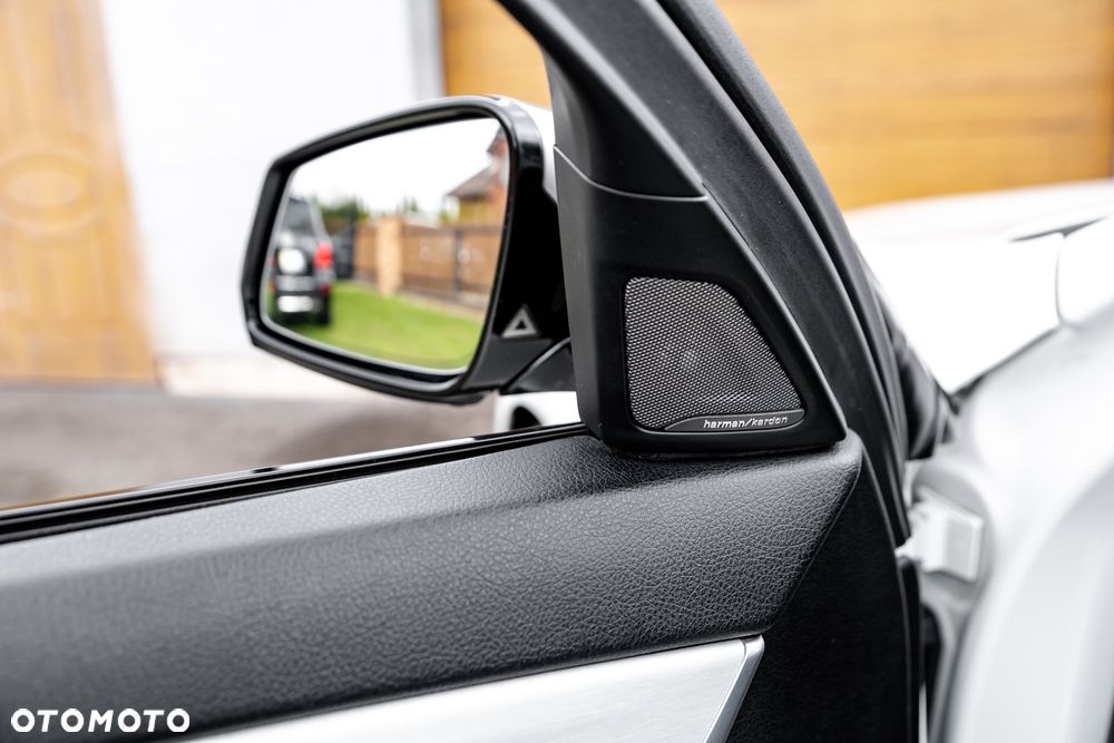 BMW Seria 5 M550d xDrive - 15