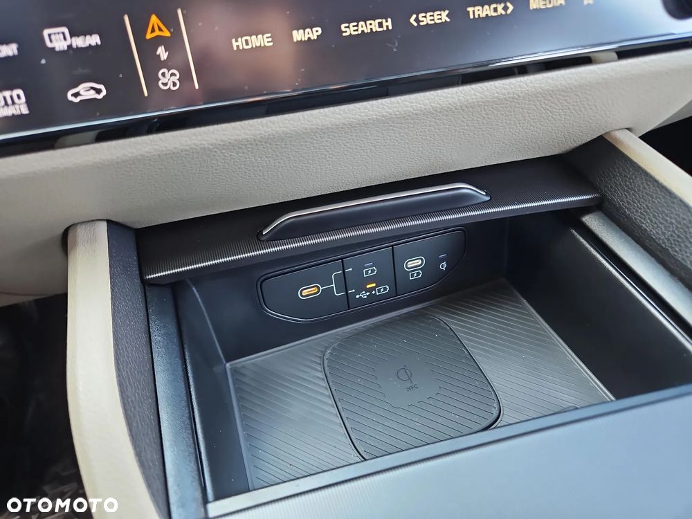 Kia Sportage 1.6 T-GDI Business Line 2WD DCT - 23