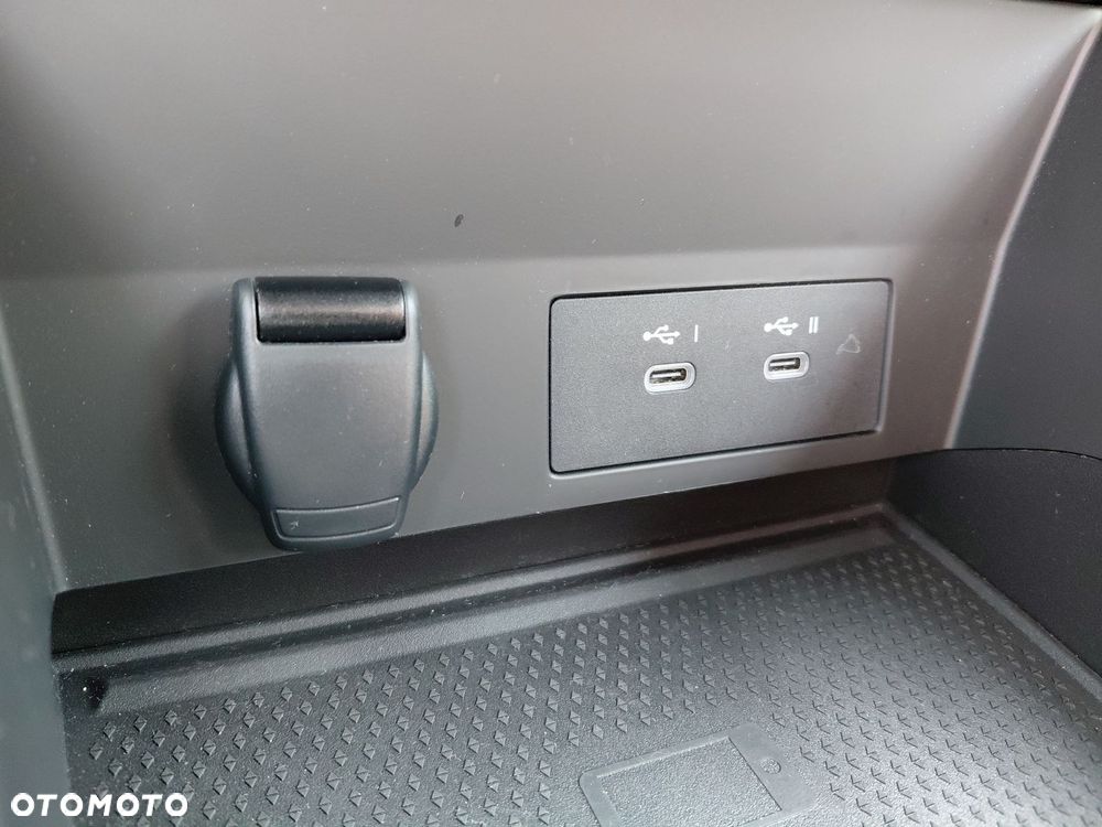 Renault Captur - 26