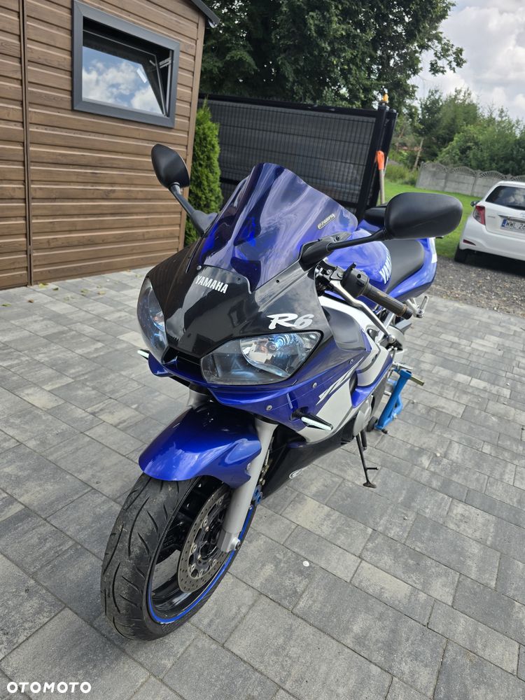 Yamaha R6 - 2