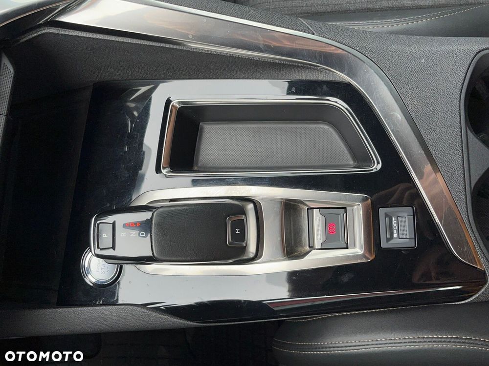 Peugeot 5008 - 30