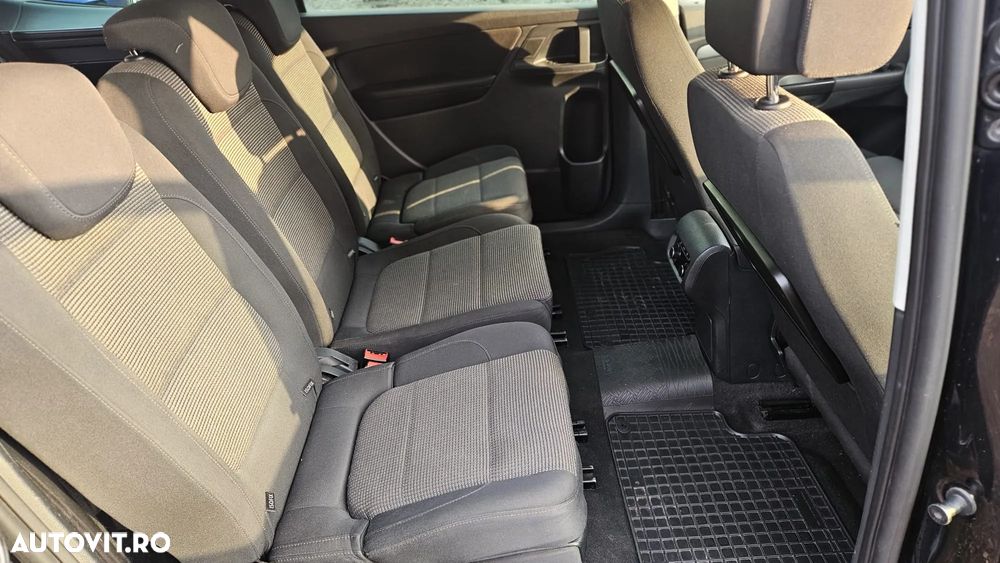 Volkswagen Sharan 2.0 TDI 4MOTION BlueMotion Technology Comfortline - 16