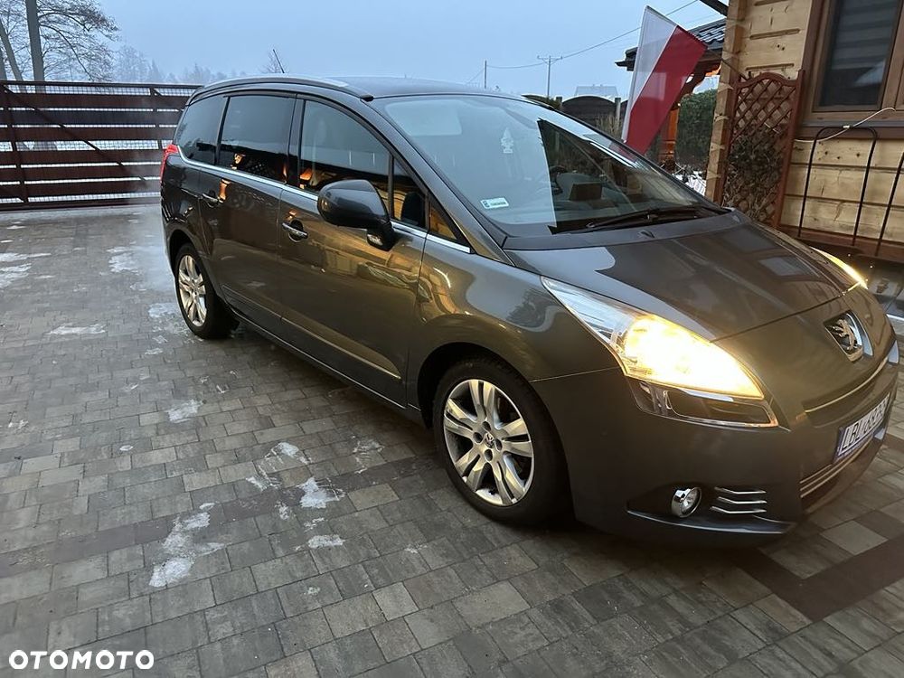 Peugeot 5008 - 3