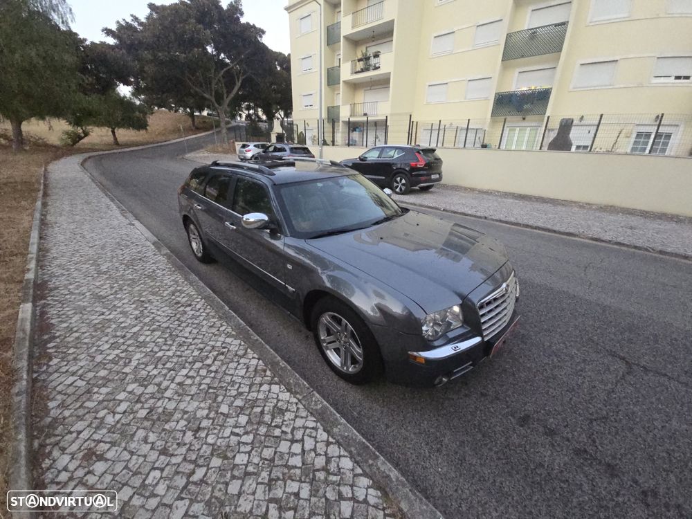 Chrysler 300 C Touring 3.0 CRD - 40