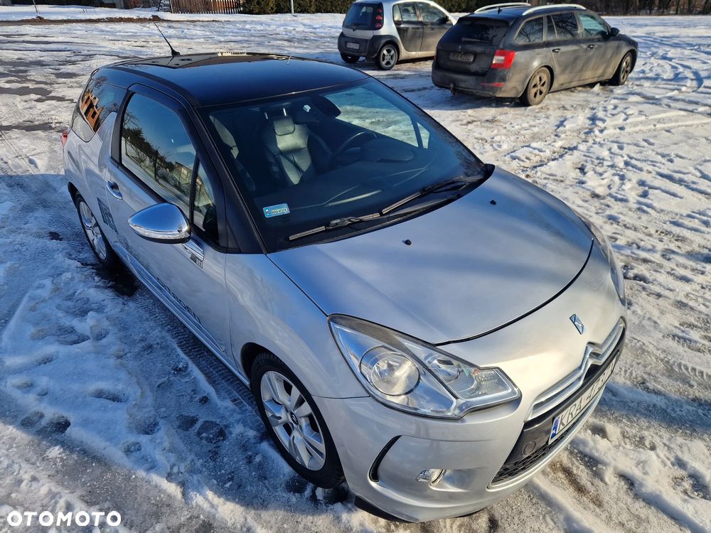 Citroën DS3 HDi 90 FAP SoChic - 8