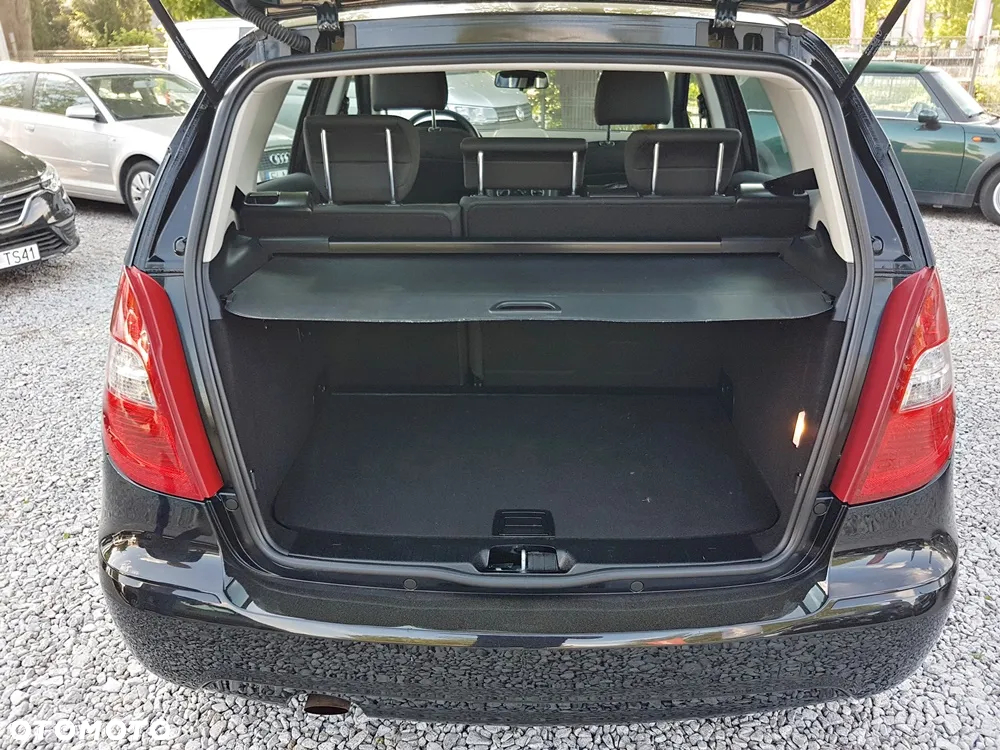 Mercedes-Benz Klasa A 150 BlueEfficiency - 23