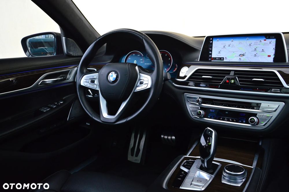 BMW Seria 7 750Ld xDrive - 29
