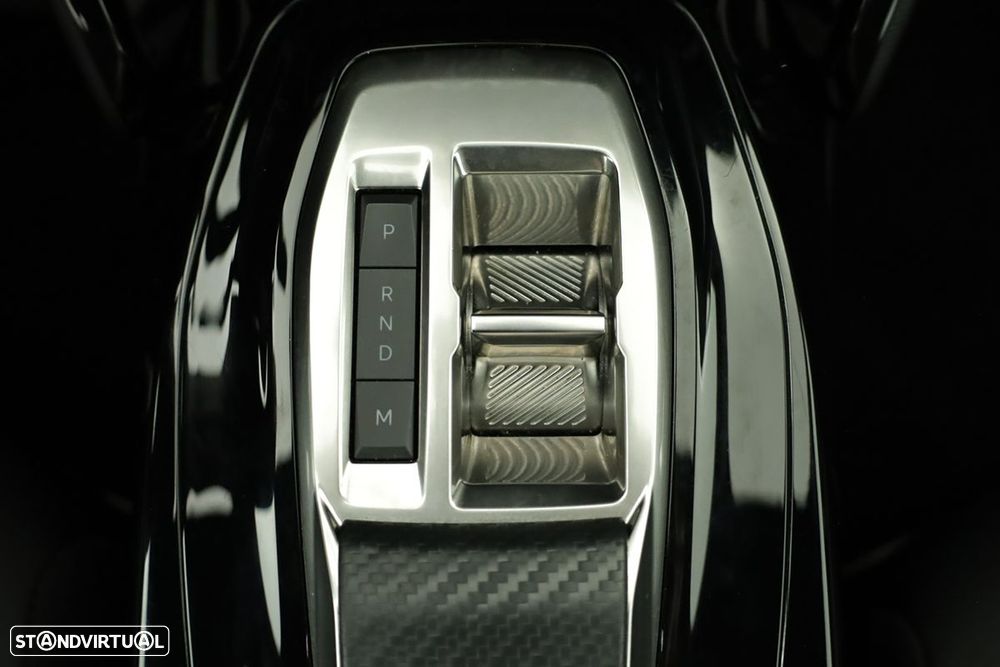 Peugeot 2008 1.2 PureTech Allure EAT8 - 14