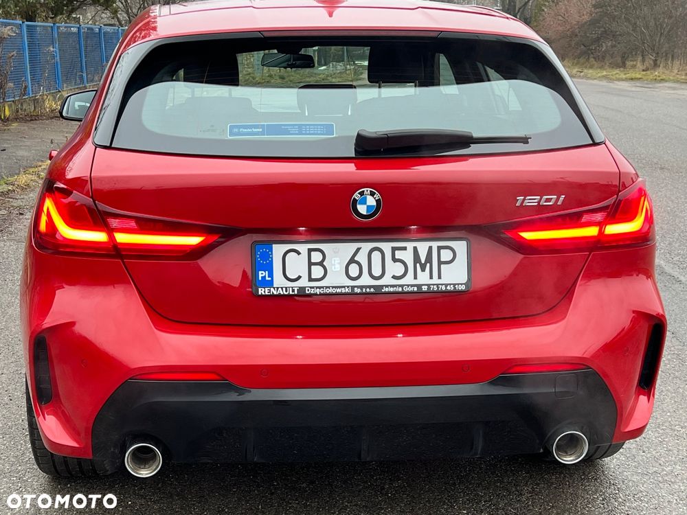 BMW Seria 1 120i M Sport - 5