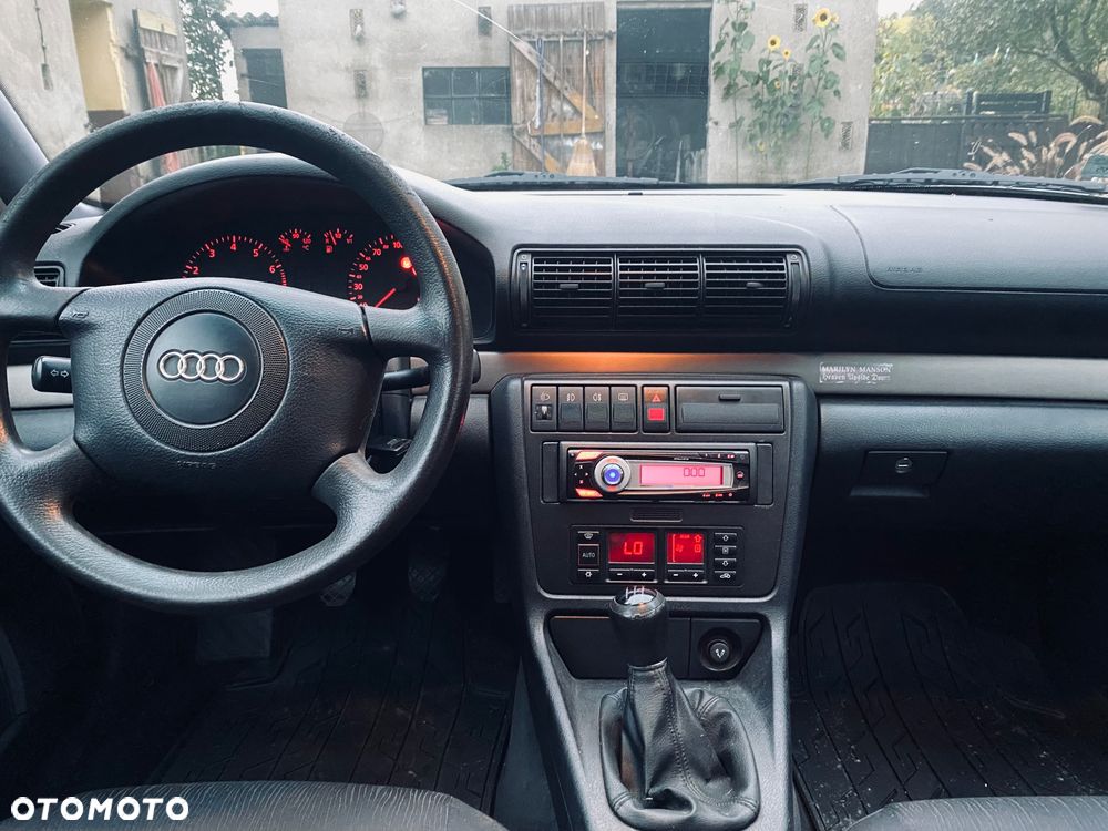 Audi A4 - 9