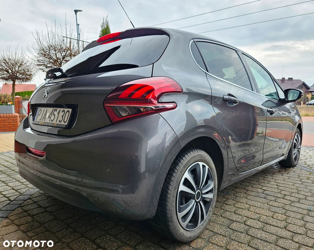 Peugeot 208 1.2 PureTech GPF Allure S&S EAT6 - 33